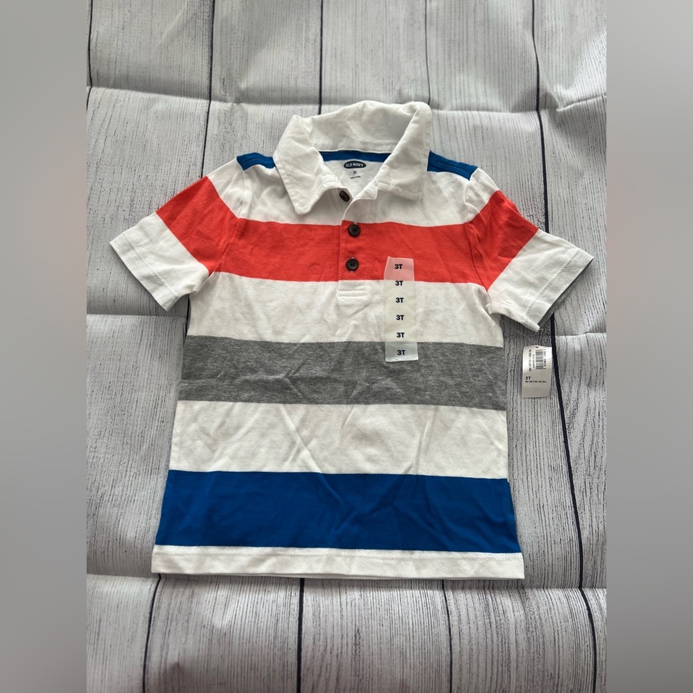 Old Navy brand NEW Toddler Boys💙 3T short-sleeve collar striped polo shirt.